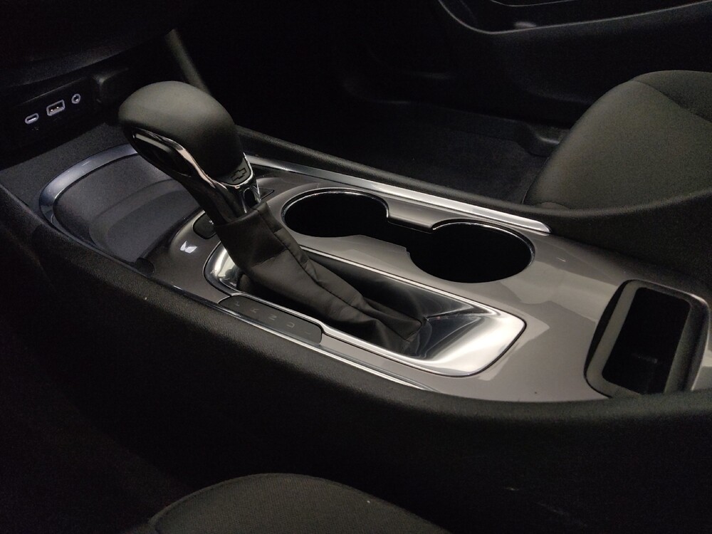 2021 Chevrolet Malibu in Lakewood, CO 80215 - 18089078 26