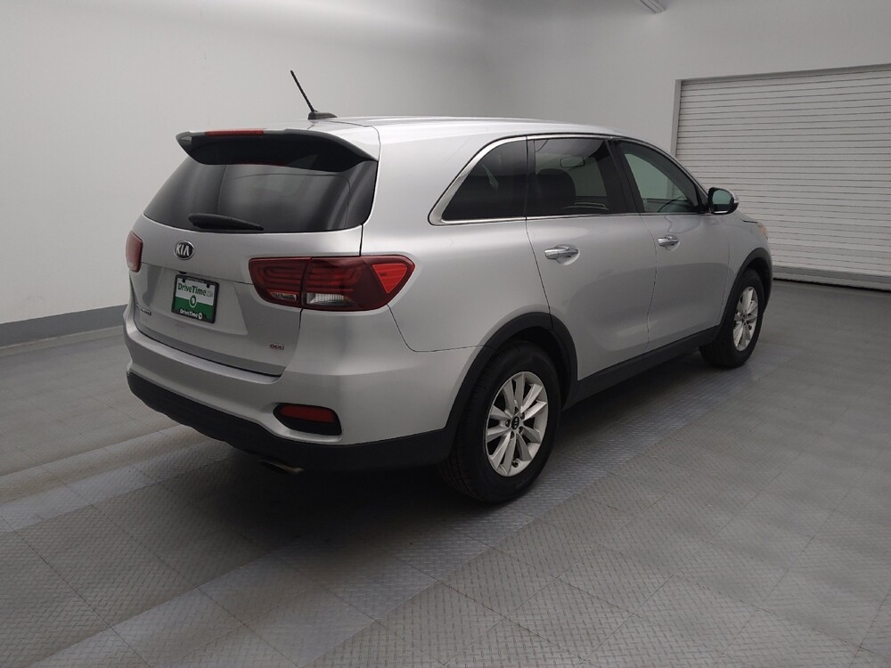 2019 Kia Sorento in Lakewood, CO 80215 - 18089080 9