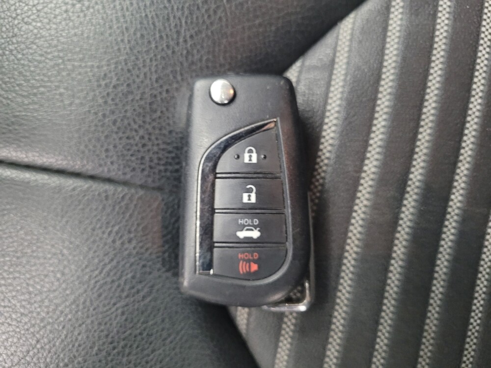 2022 Toyota Camry in Madison, TN 37115 - 18089085 32