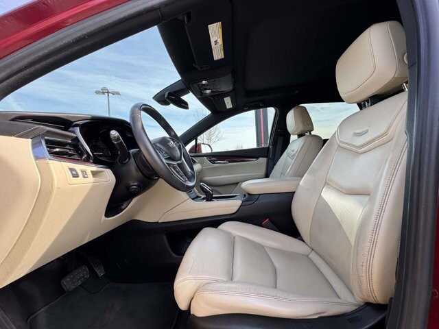 2017 Cadillac XT5 in Winchester, VA 22602 - 18089091 14