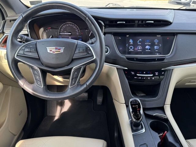 2017 Cadillac XT5 in Winchester, VA 22602 - 18089091 15