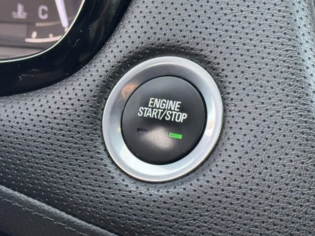 2017 Cadillac XT5 in Winchester, VA 22602 - 18089091 20