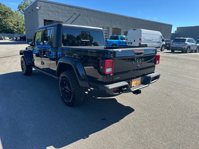 2022 Jeep Gladiator in Bedford, OH 44146 - 18089102 7