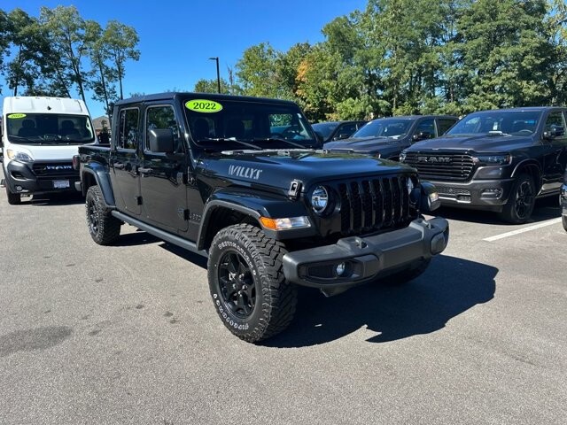 2022 Jeep Gladiator in Bedford, OH 44146 - 18089102 4