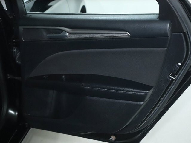 2017 Ford Fusion in Bedford, OH 44146 - 18089103 29