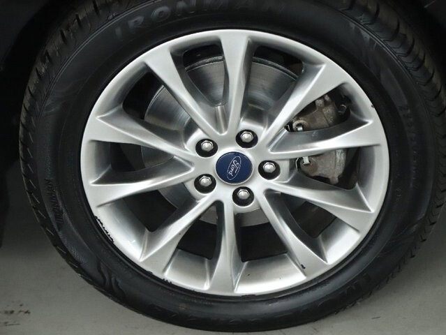 2017 Ford Fusion in Bedford, OH 44146 - 18089103 10