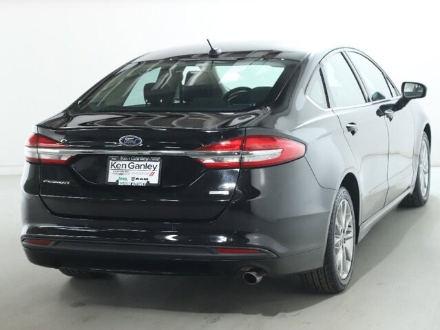 2017 Ford Fusion in Bedford, OH 44146 - 18089103 44