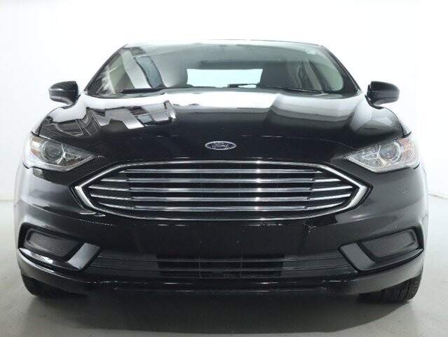 2017 Ford Fusion in Bedford, OH 44146 - 18089103 5