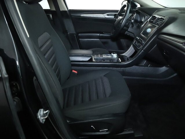 2017 Ford Fusion in Bedford, OH 44146 - 18089103 32