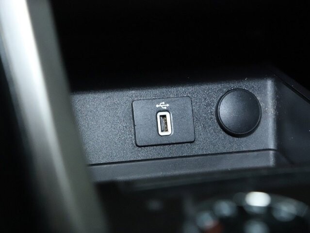 2017 Ford Fusion in Bedford, OH 44146 - 18089103 25