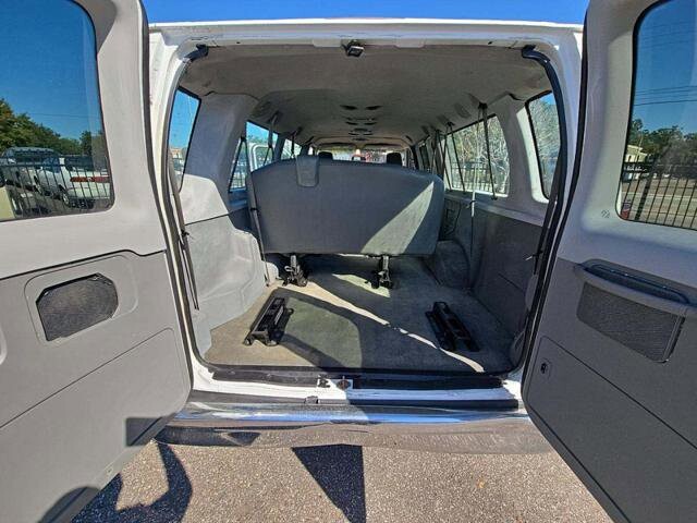 2011 Ford E-350 and Econoline 350 in Blauvelt, NY 10913 - 18089109 10