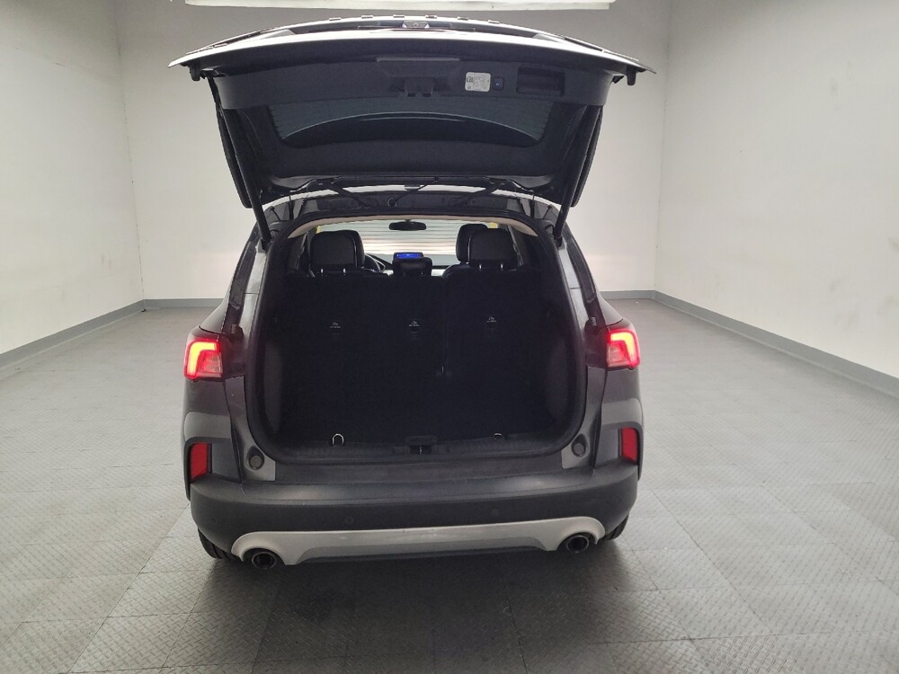 2020 Ford Escape in Downey, CA 90241 - 18089112 29