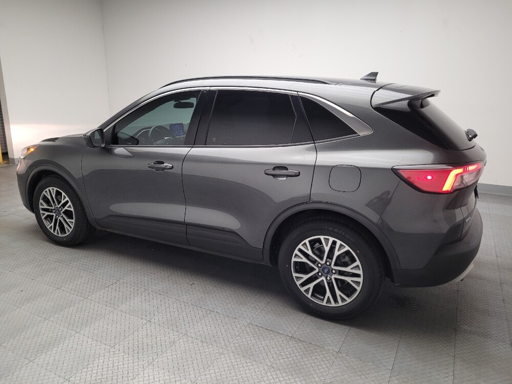 2020 Ford Escape in Downey, CA 90241 - 18089112 3