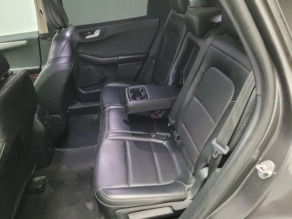 2020 Ford Escape in Downey, CA 90241 - 18089112 18