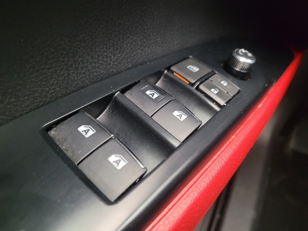 2018 Toyota Camry in Torrance, CA 90504 - 18089116 27