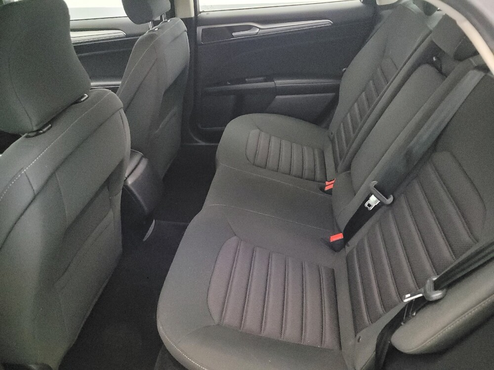 2017 Ford Fusion in Laurel, MD 20724 - 18089119 18