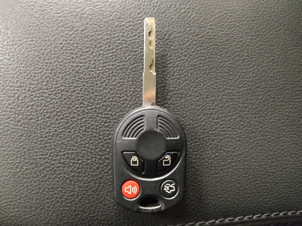 2017 Ford C-MAX in Stone Mountain, GA 30083 - 18089135 32