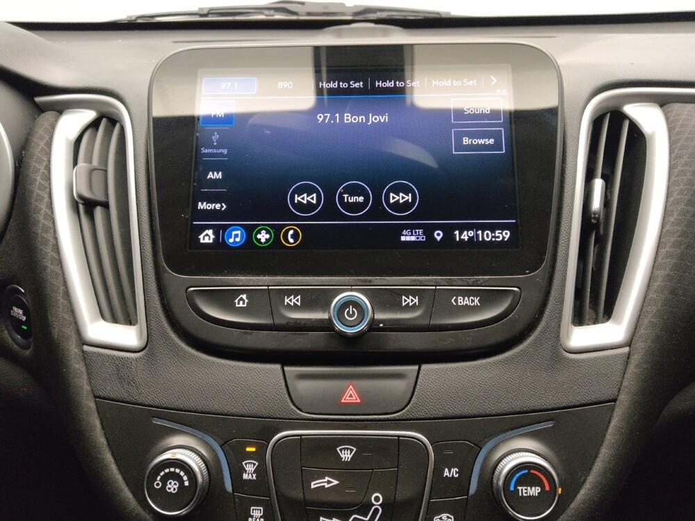 2019 Chevrolet Malibu in Peoria, IL 61615 - 18089153 25