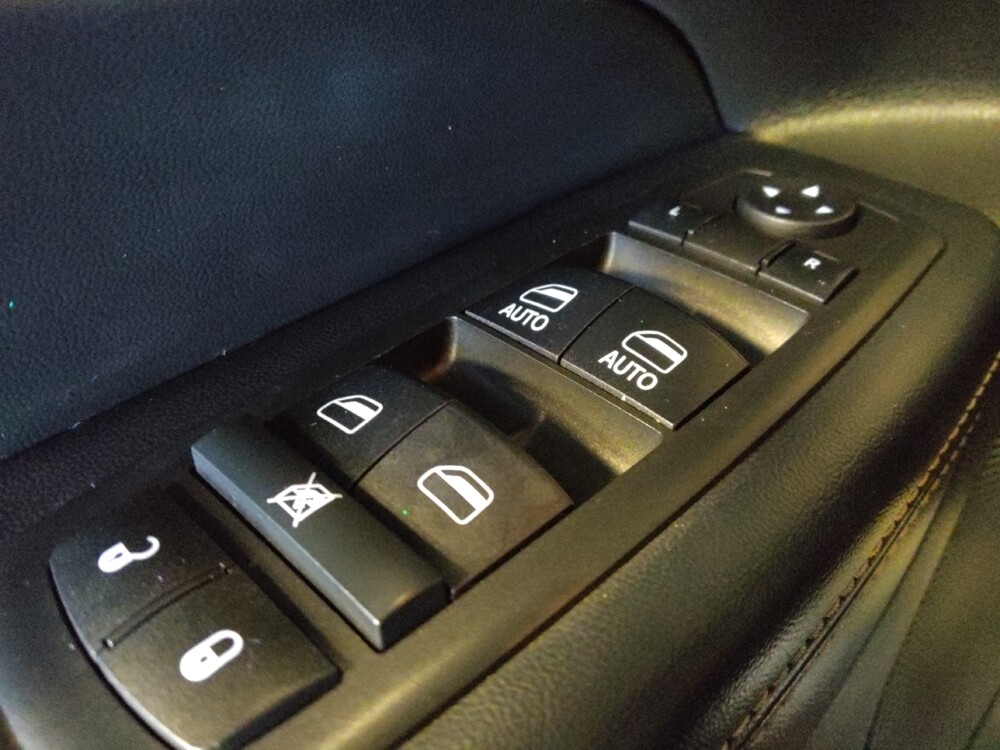 2017 Jeep Grand Cherokee in Tucson, AZ 85705 - 18089163 27