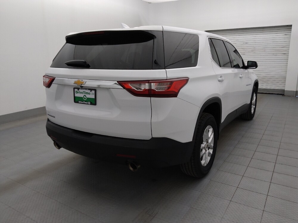 2019 Chevrolet Traverse in Bradenton, FL 34207 - 18089173 9