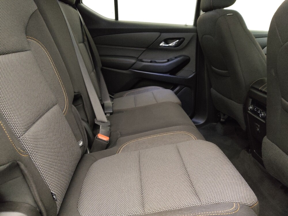 2019 Chevrolet Traverse in Bradenton, FL 34207 - 18089173 19