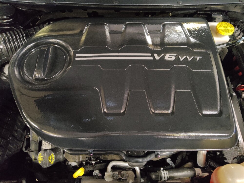 2022 Jeep Cherokee in Orlando, FL 32808 - 18089179 30