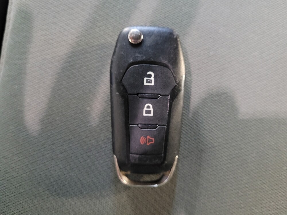 2018 Ford F150 in Salem, VA 24153 - 18089182 32