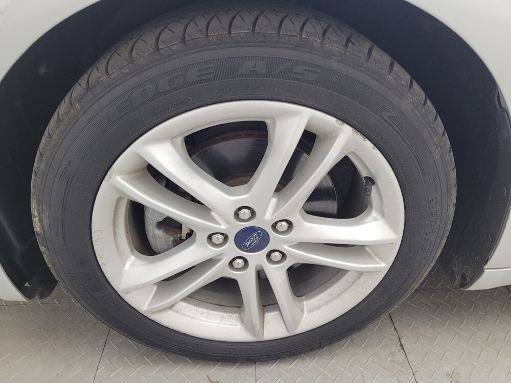 2018 Ford Fusion in Wilmington, NC 28405 - 18089185 31