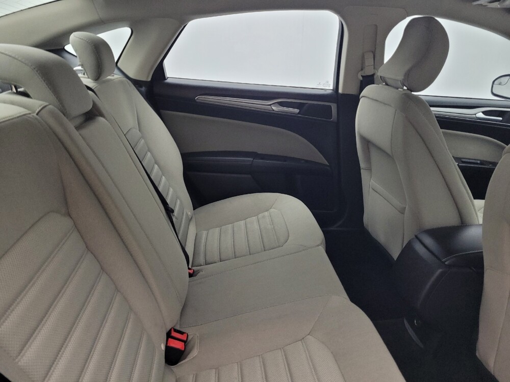 2018 Ford Fusion in Wilmington, NC 28405 - 18089185 19