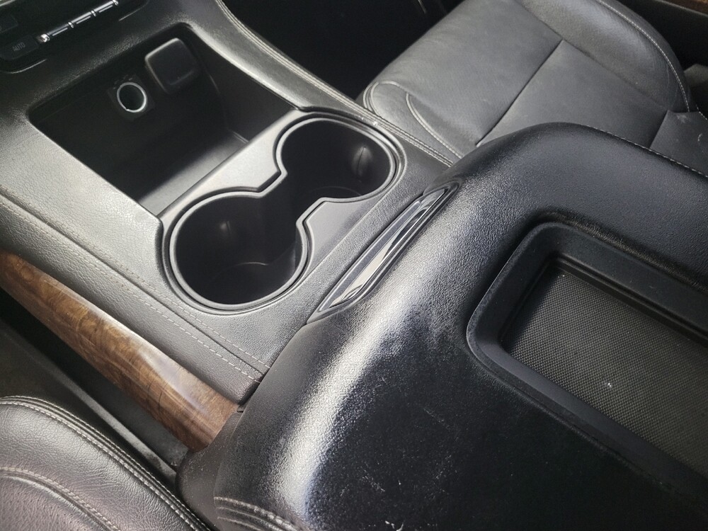 2017 Chevrolet Suburban in Huntsville, AL 35816 - 18089195 26