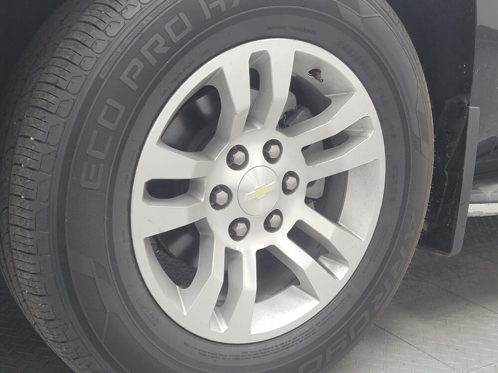 2017 Chevrolet Suburban in Huntsville, AL 35816 - 18089195 31