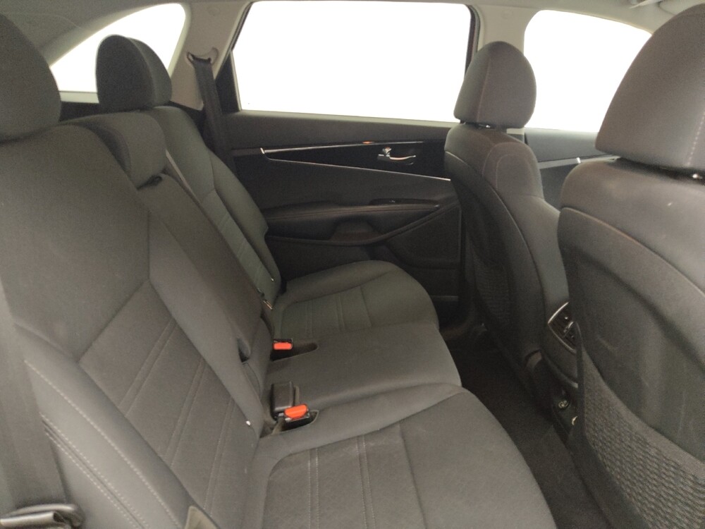 2020 Kia Sorento in Memphis, TN 38128 - 18089197 19
