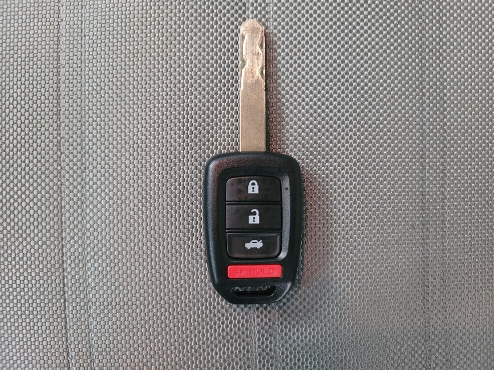 2019 Honda CR-V in Huntsville, AL 35816 - 18089198 32