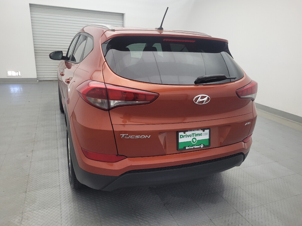 2017 Hyundai Tucson in Houston, TX 77060 - 18089200 6