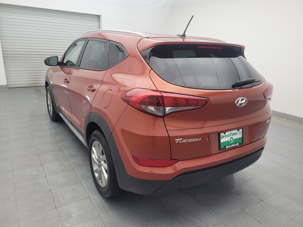2017 Hyundai Tucson in Houston, TX 77060 - 18089200 5