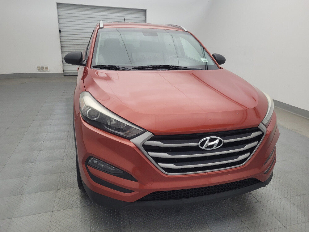 2017 Hyundai Tucson in Houston, TX 77060 - 18089200 14