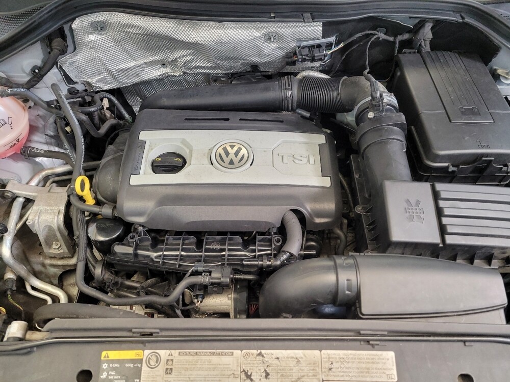2017 Volkswagen Tiguan in Cincinnati, OH 45255 - 18089208 30