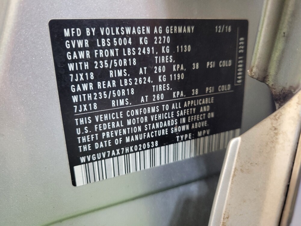 2017 Volkswagen Tiguan in Cincinnati, OH 45255 - 18089208 33
