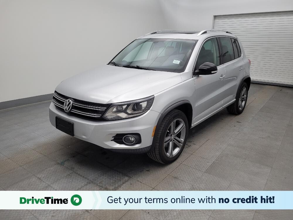2017 Volkswagen Tiguan in Cincinnati, OH 45255 - 18089208