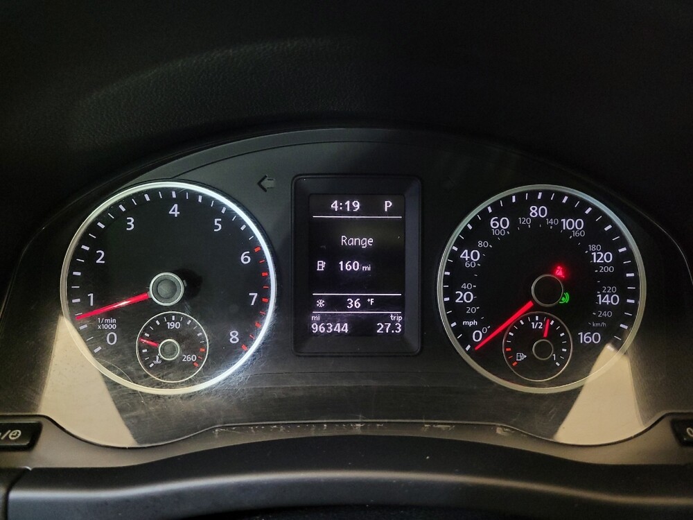 2017 Volkswagen Tiguan in Cincinnati, OH 45255 - 18089208 23