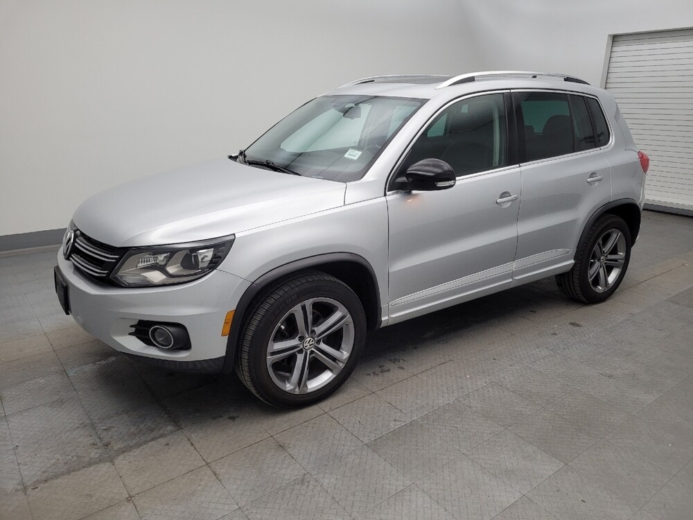 2017 Volkswagen Tiguan in Cincinnati, OH 45255 - 18089208 2