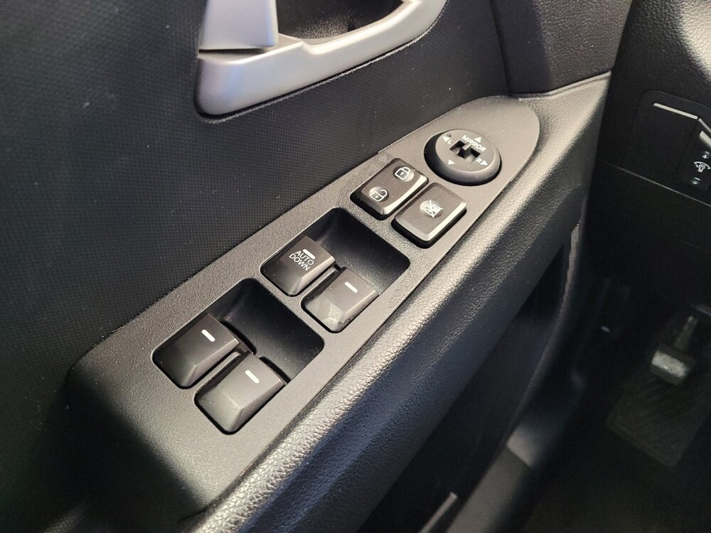 2015 Kia Sportage in Cincinnati, OH 45255 - 18089209 27