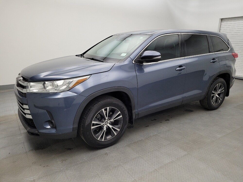 2019 Toyota Highlander in Cincinnati, OH 45255 - 18089211 2