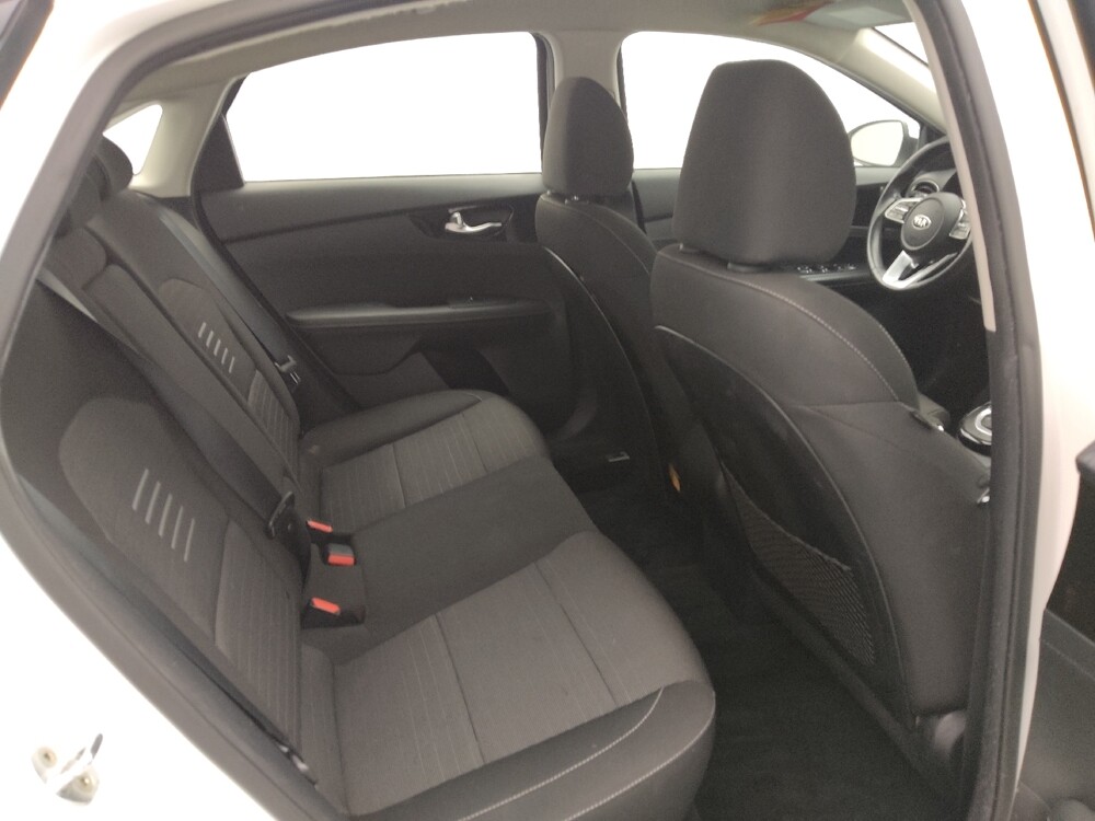 2019 Kia Forte in St. Louis, MO 63125 - 18089221 19