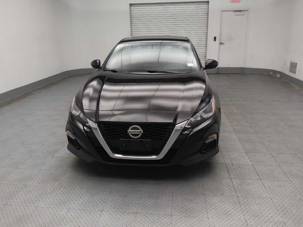 2019 Nissan Altima in Peoria, IL 61615 - 18089223 15