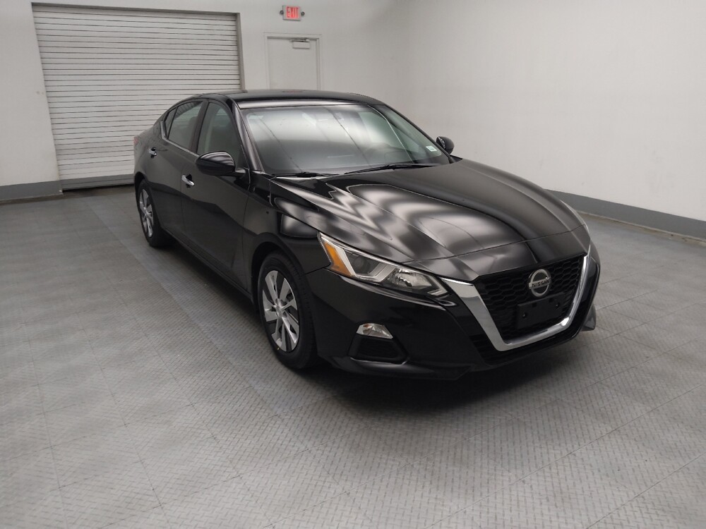 2019 Nissan Altima in Peoria, IL 61615 - 18089223 13