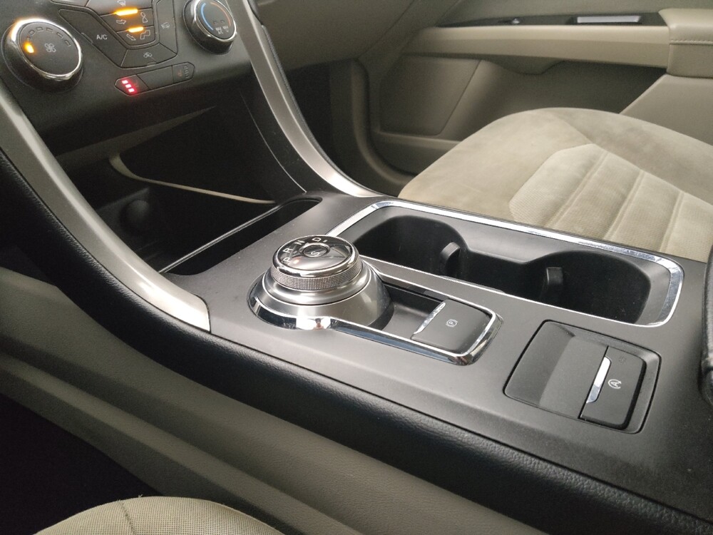 2017 Ford Fusion in Peoria, IL 61615 - 18089224 26