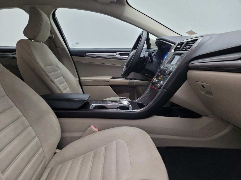 2017 Ford Fusion in Peoria, IL 61615 - 18089224 21