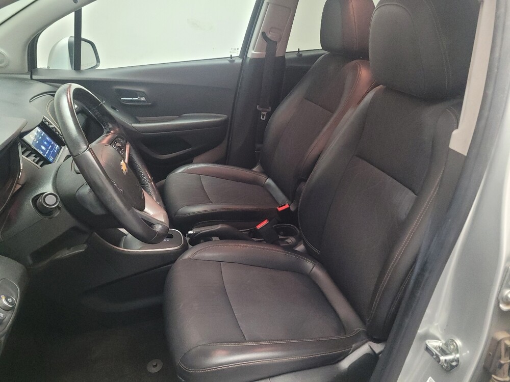 2018 Chevrolet Trax in Downey, CA 90241 - 18089230 17