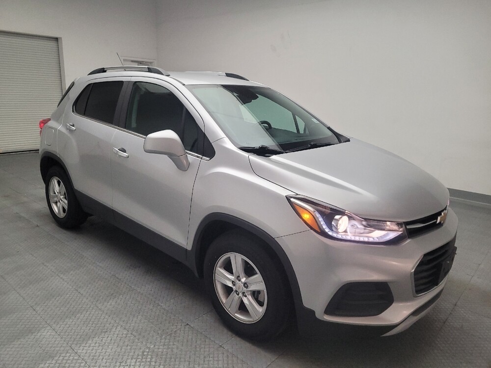 2018 Chevrolet Trax in Downey, CA 90241 - 18089230 13